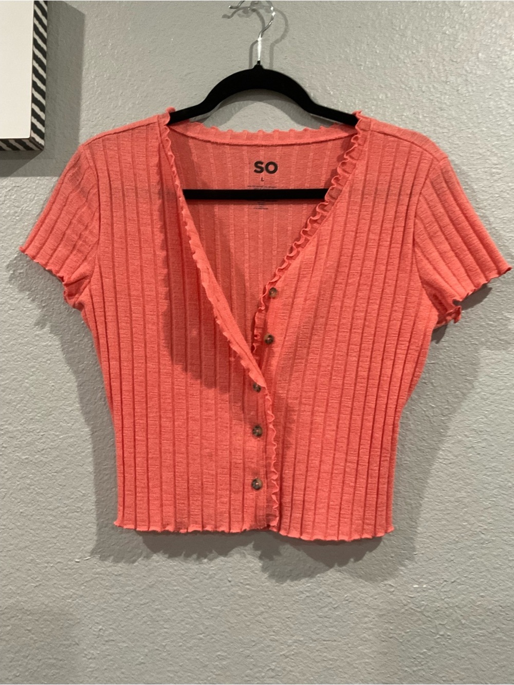 SO Coral Ribbed Button-Front Tee - Picture 2 of 5